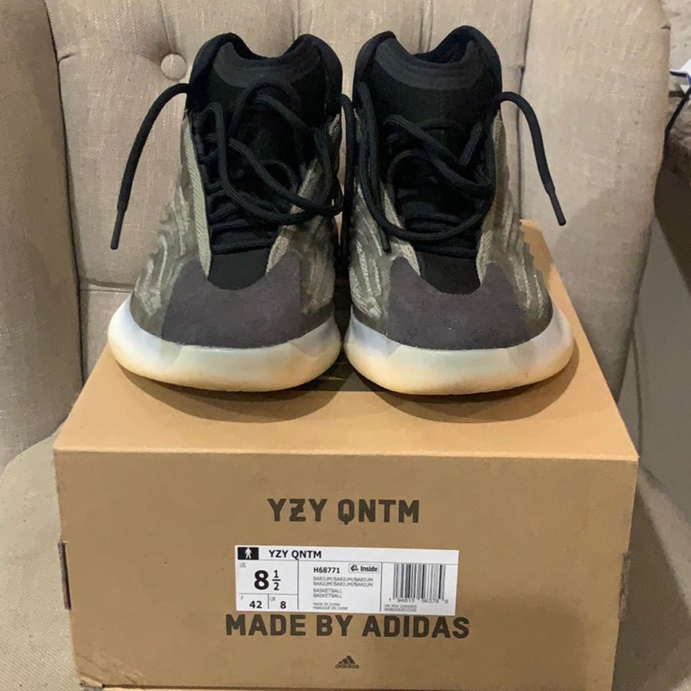 Yeezy QNTM